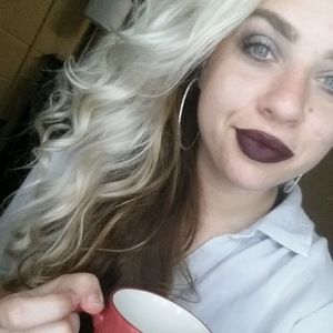 Meet your Posher, Kay